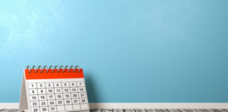 Kalendarz biurkowy, jako gadżet podarunkowy dla kontrahenta. Jak go przygotować?